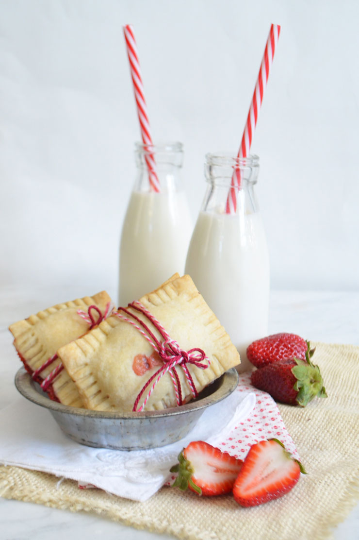 strawberry rhubarb mint hand pies phoebes-pure-food